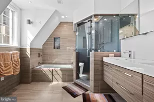 1815 Lombard St, Philadelphia, PA 19146 - Photo 47