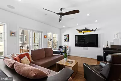 1815 Lombard Street, Philadelphia, PA 19146 - Photo 19