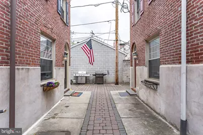 525 Fitzwater #3, Philadelphia, PA 19147 - Photo 15