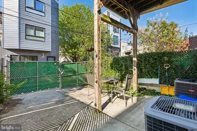 1921 Poplar Street, Philadelphia, PA 19130 - Photo 15