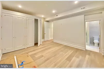 1824 Chestnut Street #1R, Philadelphia, PA 19103 - Photo 11