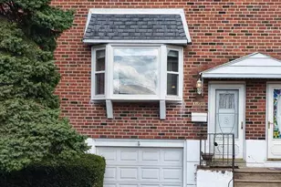 11920 Templeton Dr, Philadelphia, PA 19154 - Photo 1