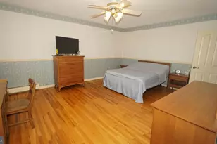 11920 Templeton Dr, Philadelphia, PA 19154 - Photo 11