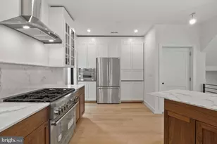 706 Latona St, Philadelphia, PA 19147 - Photo 5