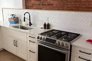 1118 E Wilt St, Philadelphia, PA 19125 - Photo 3