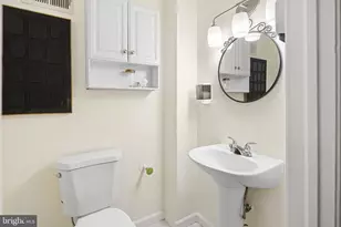 1228 S 22nd St, Philadelphia, PA 19146 - Photo 7