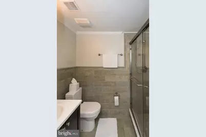 1708 Wallace Street #301, Philadelphia, PA 19130 - Photo 9