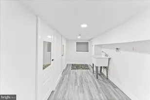 1915 S Woodstock St, Philadelphia, PA 19145 - Photo 27