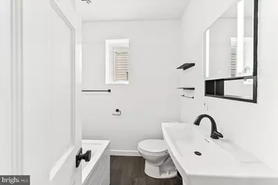 1915 S Woodstock Street, Philadelphia, PA 19145 - Photo 17