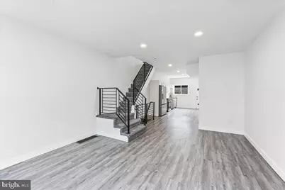 1915 S Woodstock Street, Philadelphia, PA 19145 - Photo 5