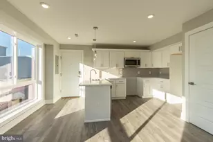 2517 N Hope St, Philadelphia, PA 19133 - Photo 9