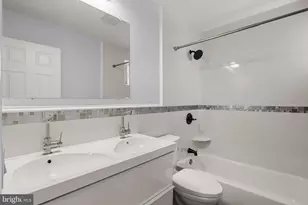 2051 Morris St, Philadelphia, PA 19145 - Photo 23