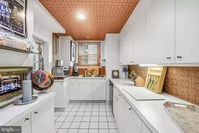 1901 Walnut Street #6F, Philadelphia, PA 19103 - Photo 17