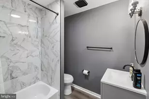 521 Hoffman St, Philadelphia, PA 19148 - Photo 11