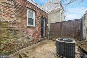 521 Hoffman St, Philadelphia, PA 19148 - Photo 15