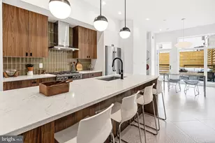 633 E Thompson St, Philadelphia, PA 19125 - Photo 15