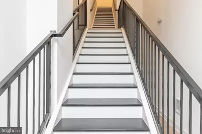 2002 Frankford Ave #302, Philadelphia, PA 19125 - Photo 17