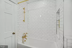 894 N 25th St, Philadelphia, PA 19130 - Photo 17