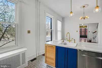 894 N 25th Street, Philadelphia, PA 19130 - Photo 9