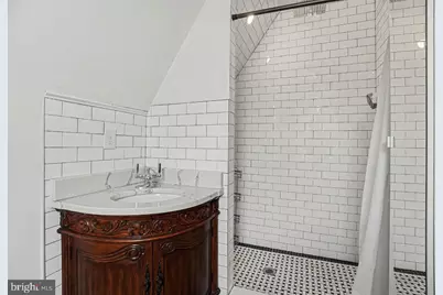894 N 25th Street, Philadelphia, PA 19130 - Photo 31