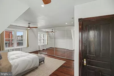 894 N 25th Street, Philadelphia, PA 19130 - Photo 33