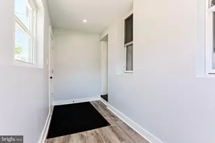 2825 E Victoria St, Philadelphia, PA 19134 - Photo 9