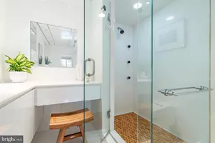 254 S 3rd St, Philadelphia, PA 19106 - Photo 35