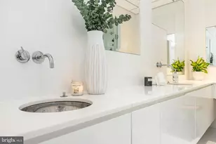 254 S 3rd St, Philadelphia, PA 19106 - Photo 37