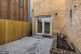 711 S 5th St, Philadelphia, PA 19147 - Photo 13