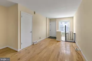 711 S 5th St, Philadelphia, PA 19147 - Photo 7