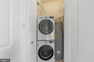 1901 Green St, Philadelphia, PA 19130 - Photo 19