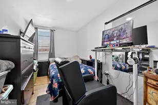 9766 Hilspach St, Philadelphia, PA 19115 - Photo 11