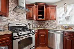 2114 Montrose St, Philadelphia, PA 19146 - Photo 13