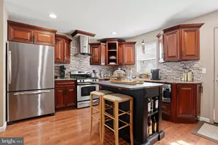 2114 Montrose St, Philadelphia, PA 19146 - Photo 11