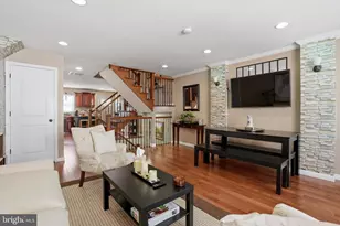 2114 Montrose St, Philadelphia, PA 19146 - Photo 5