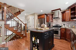 2114 Montrose St, Philadelphia, PA 19146 - Photo 11