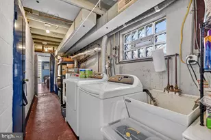 2771 Clayton St, Philadelphia, PA 19152 - Photo 13