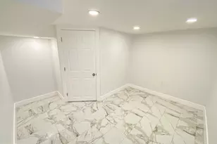 2813 N LeCount St, Philadelphia, PA 19132 - Photo 53