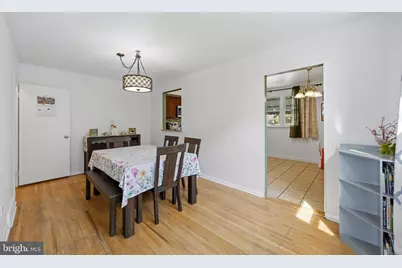 585 Wigard Avenue, Philadelphia, PA 19128 - Photo 9