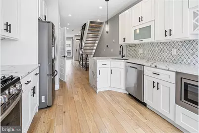 1135 E Berks Street, Philadelphia, PA 19125 - Photo 9
