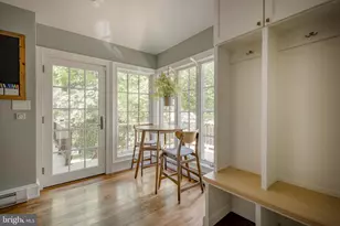 97 E Bells Mill Rd, Philadelphia, PA 19118 - Photo 17