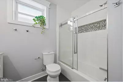 851 N Ringgold Street, Philadelphia, PA 19130 - Photo 17