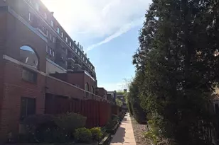530 S 2nd St S, Philadelphia, PA 19147 - Photo 11