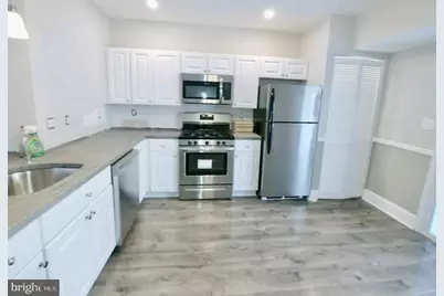 2021 Spring Garden Street #1F, Philadelphia, PA 19130 - Photo 5
