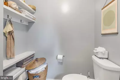 2049 E Susquehanna Avenue #2F, Philadelphia, PA 19125 - Photo 9