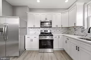 5338 Cedar Ave, Philadelphia, PA 19143 - Photo 11