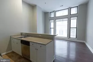 1411-2 Walnut St, Philadelphia, PA 19102 - Photo 5