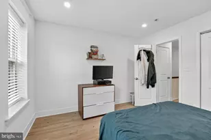 1742 S Dorrance St, Philadelphia, PA 19145 - Photo 17