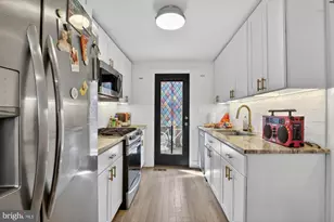 1742 S Dorrance St, Philadelphia, PA 19145 - Photo 5