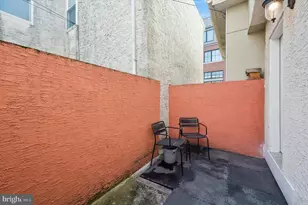 2306 Montrose St, Philadelphia, PA 19146 - Photo 17